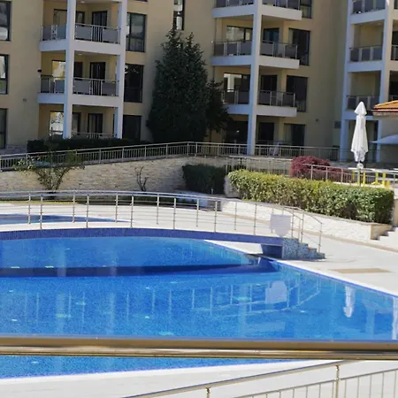 бийч - Byala Appartement *