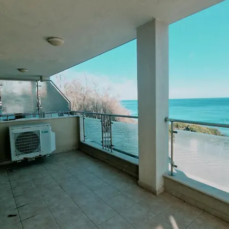 бийч - Byala * Byala (Varna)